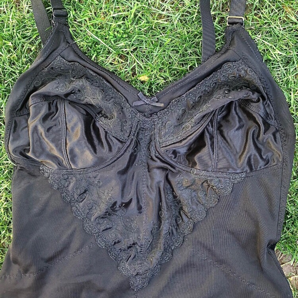BLACK ONE PIECE